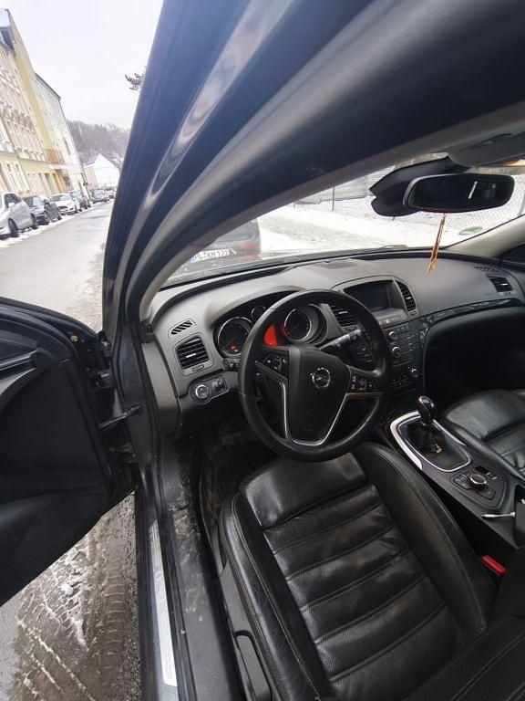Gebraucht Opel Insignia Edition 160 PS (117 kW) 2011 Andere farben Kombi
