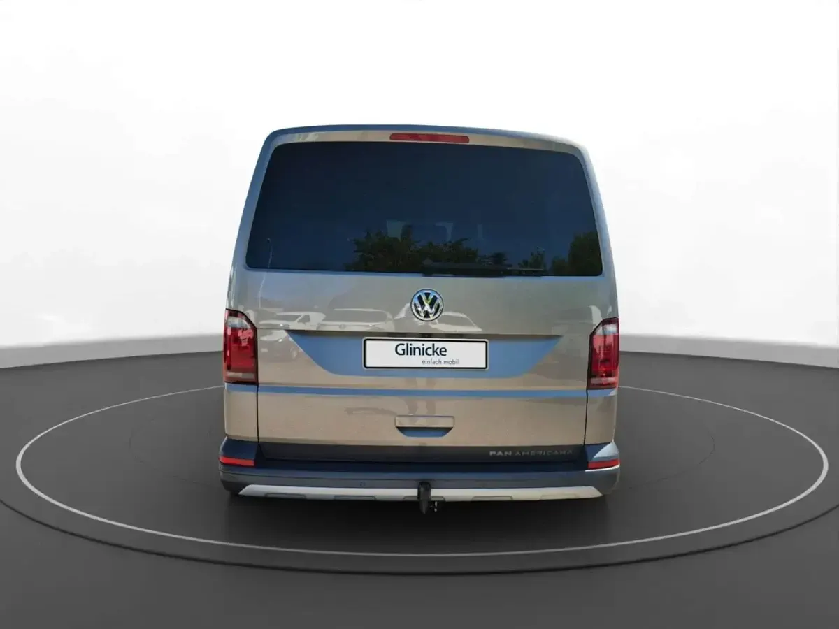 Używany VW Multivan PanAmericana 204 KM (150 kW) 2018 Minivan