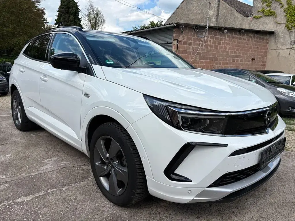 Gebraucht Opel Grandland X Elegance 131 PS (96 kW) 2023 Weiß SUV