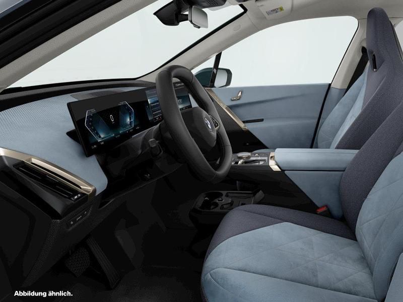 Gebraucht BMW iX 300 kW (408 PS) 2025 Blau SUV