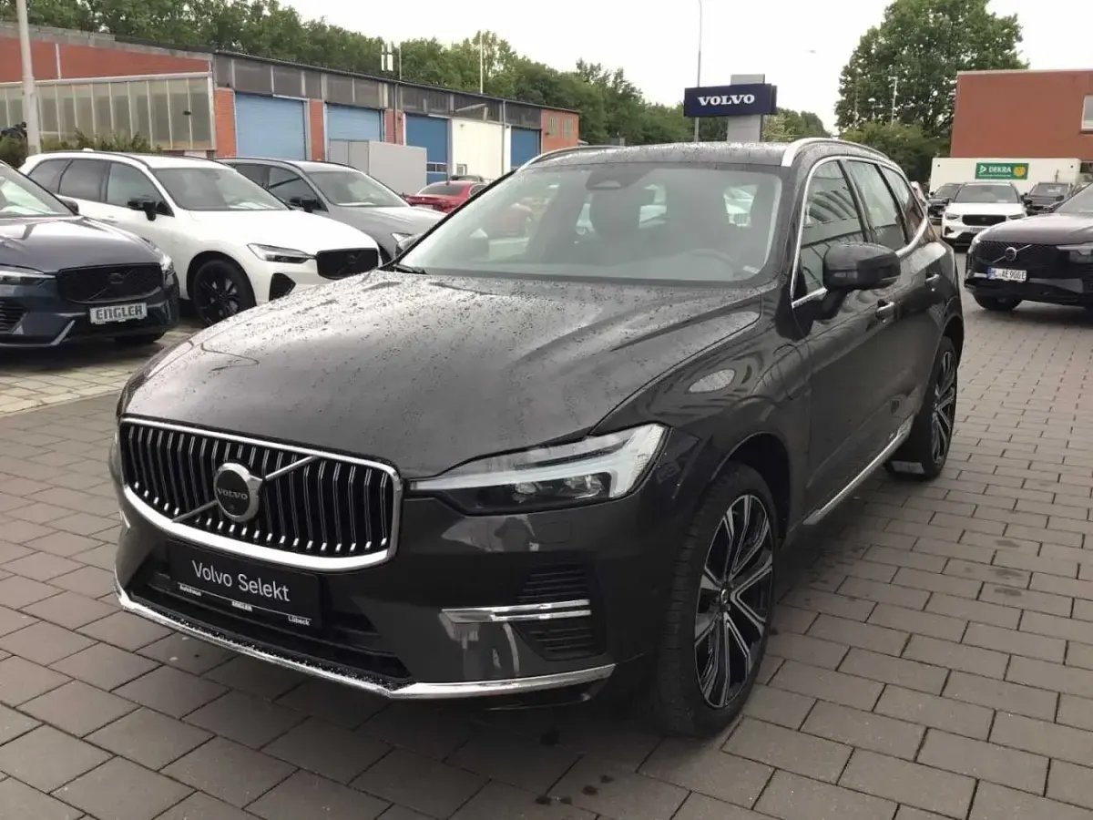 Gebraucht Volvo XC60 Inscription 253 PS (186 kW) 2023 Grau SUV