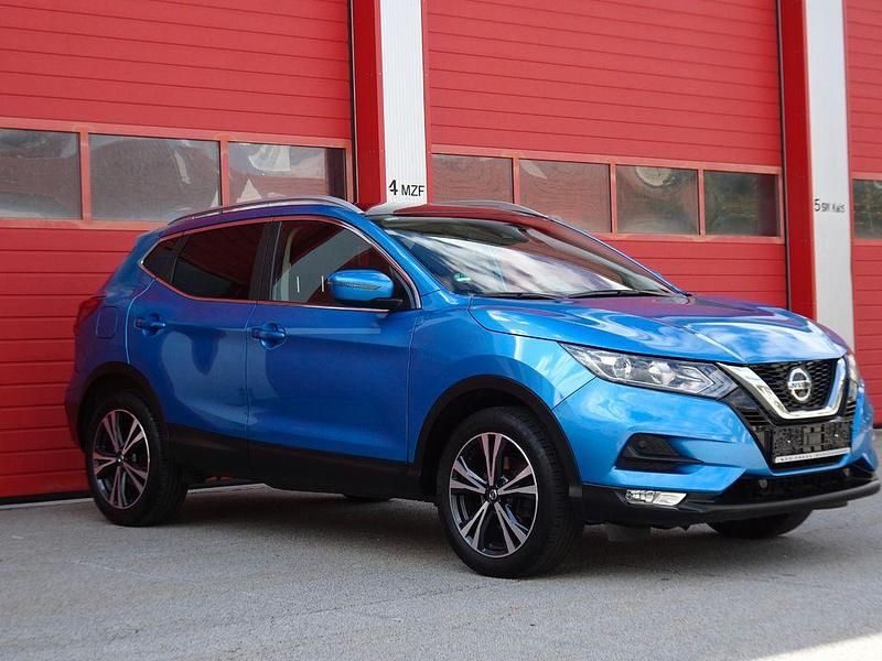 Blau Gebraucht 2020 Nissan Qashqai N-Way SUV | 15.780 € (Fairer Preis) - Bild 1/4