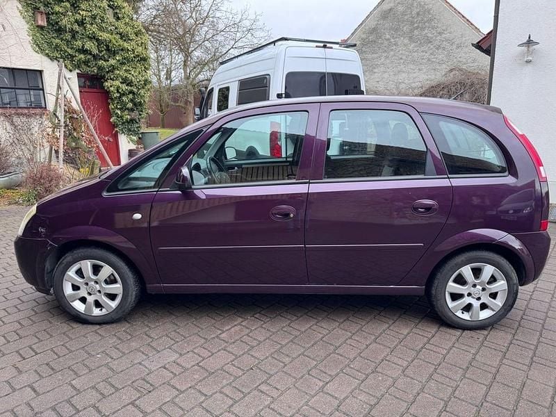 Gebraucht Opel Meriva 101 PS (74 kW) 2005 Violet Van / Kleinbus