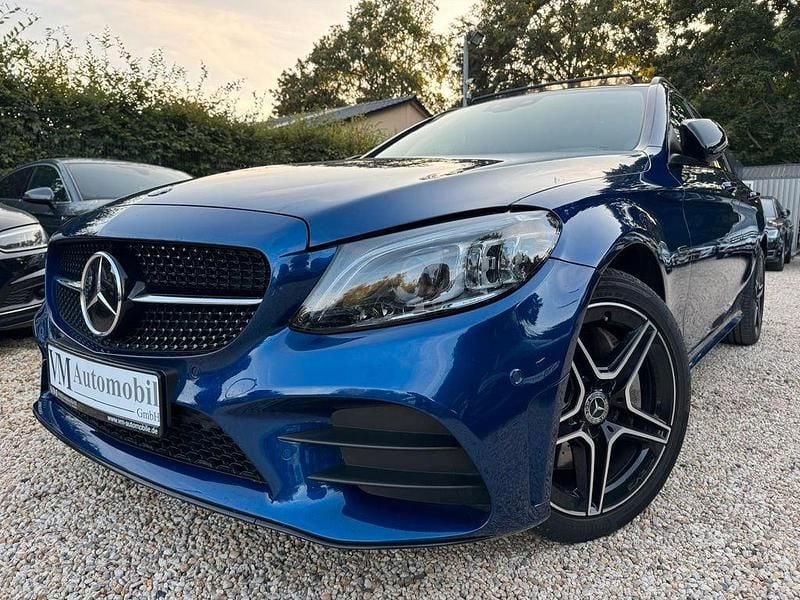 Blau Gebraucht 2021 Mercedes C300 AMG Limousine | 34.990 € (Guter Preis) - Bild 1/4