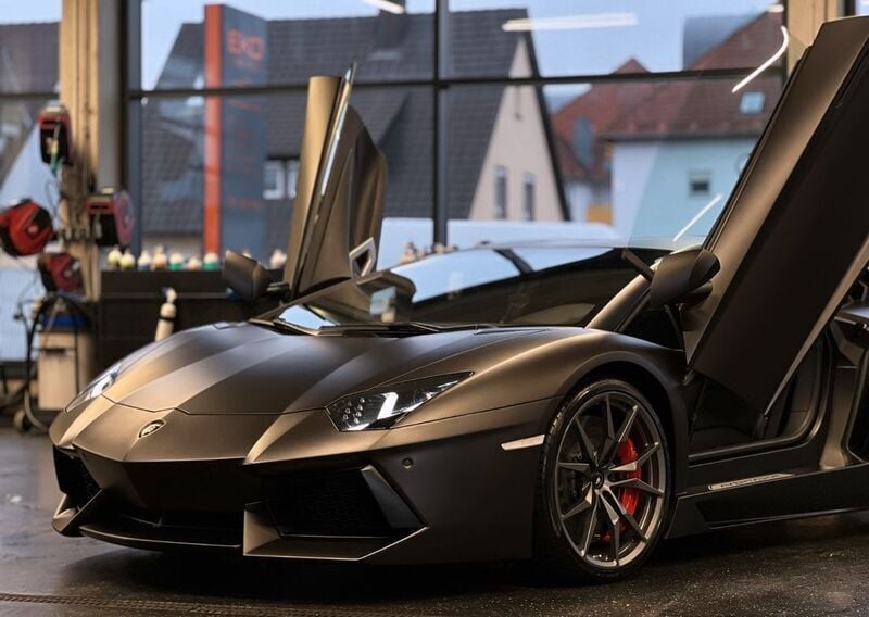 Schwarz Gebraucht 2014 Lamborghini Aventador | 289.000 € - Bild 1/4