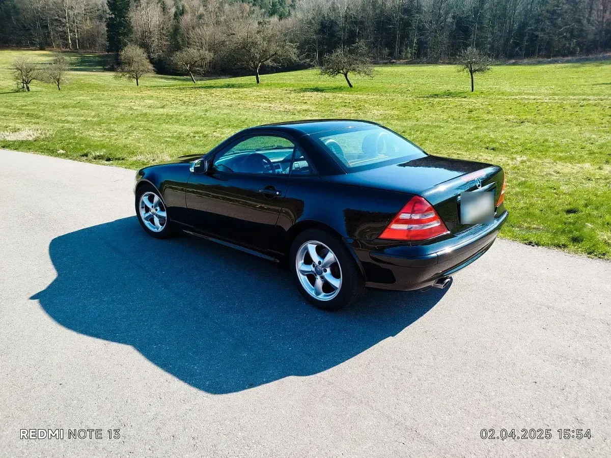 Gebraucht Mercedes SLK200 163 PS (119 kW) 2001 Schwarz Cabrio