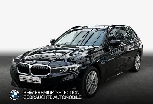 Gebraucht BMW 320e 204 PS (150 kW) 2022 Schwarz Kombi