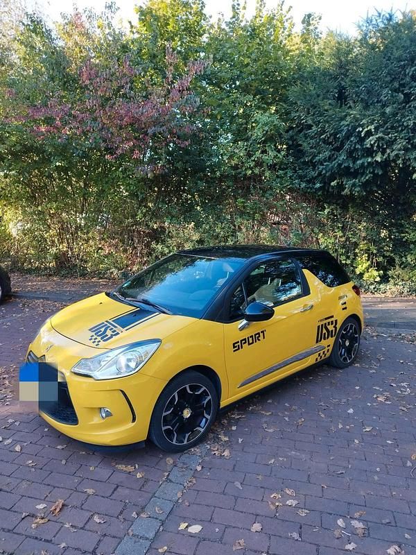 Gelb Gebraucht 2012 Citroën DS3 Kleinwagen | 6.500 € (Etwas zu teuer) - Bild 1/4