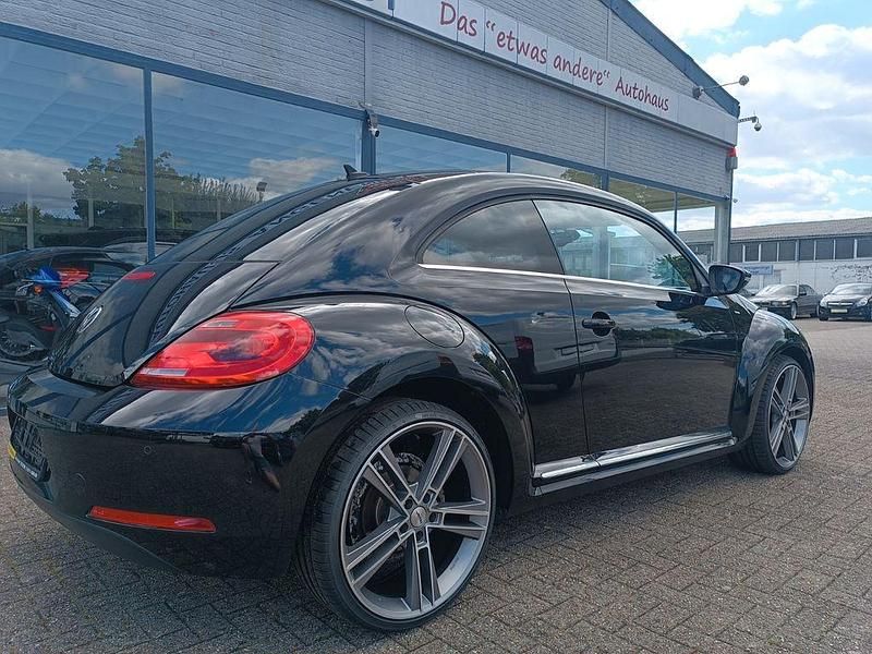 Gebraucht VW Beetle Allstar 110 PS (80 kW) 2016 Schwarz Kleinwagen