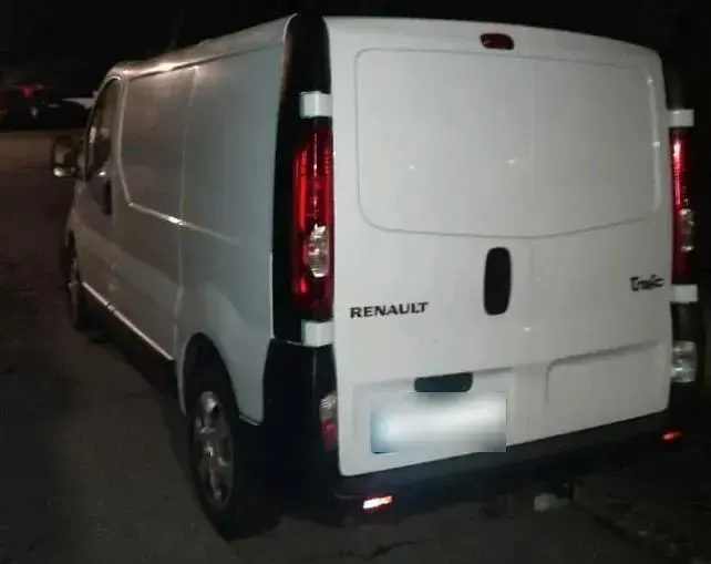 Gebraucht Renault Trafic 90 PS (66 kW) 2013 Weiß Van / Kleinbus