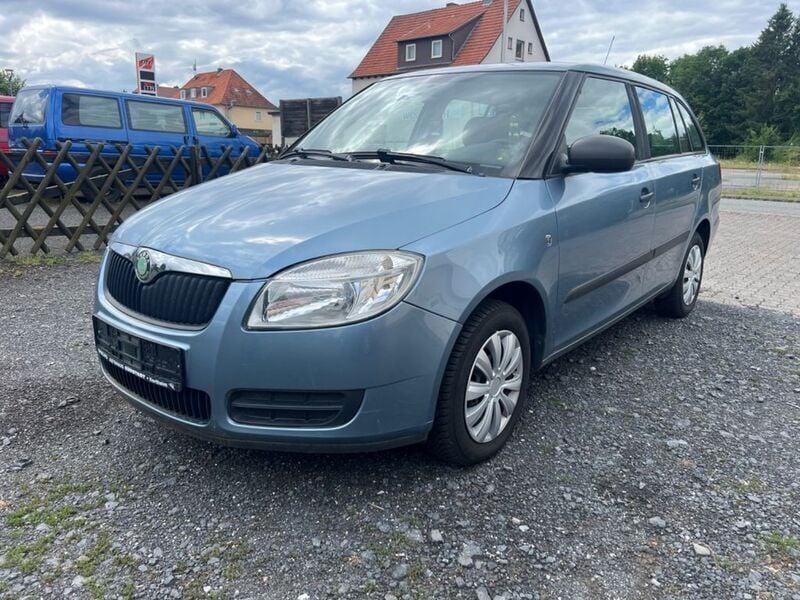 Gebraucht Skoda Fabia Classic 80 PS (58 kW) 2010 Grau Kleinwagen