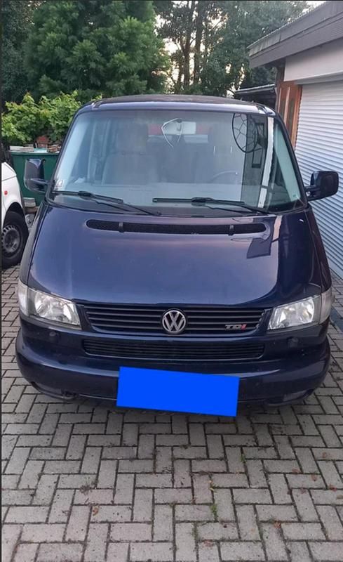 Blau Gebraucht 2002 VW Multivan Van | 10.500 € (Superpreis) - Bild 1/4