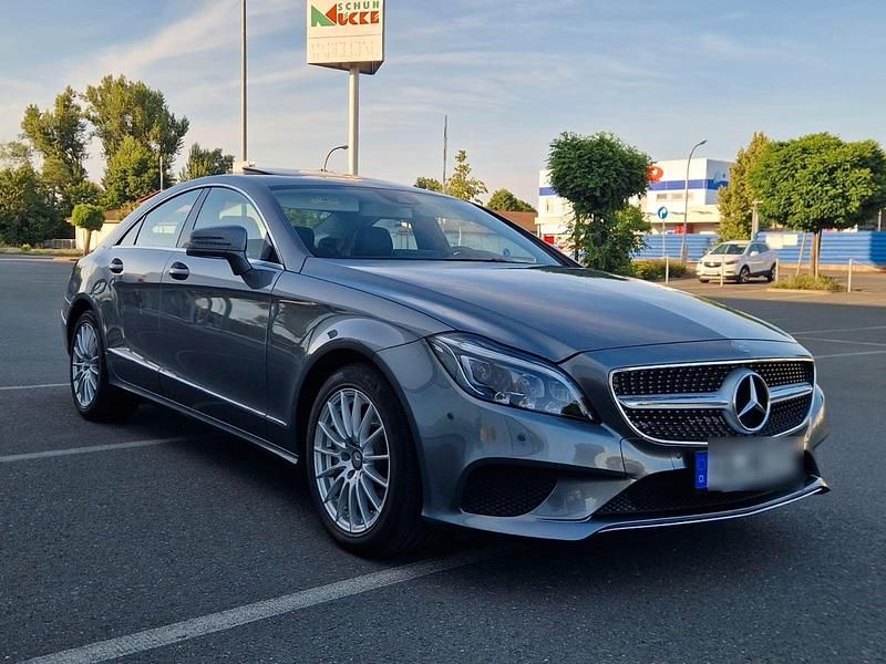 Grau Gebraucht 2015 Mercedes CLS400 Coupé | 29.500 € (Fairer Preis) - Bild 1/4