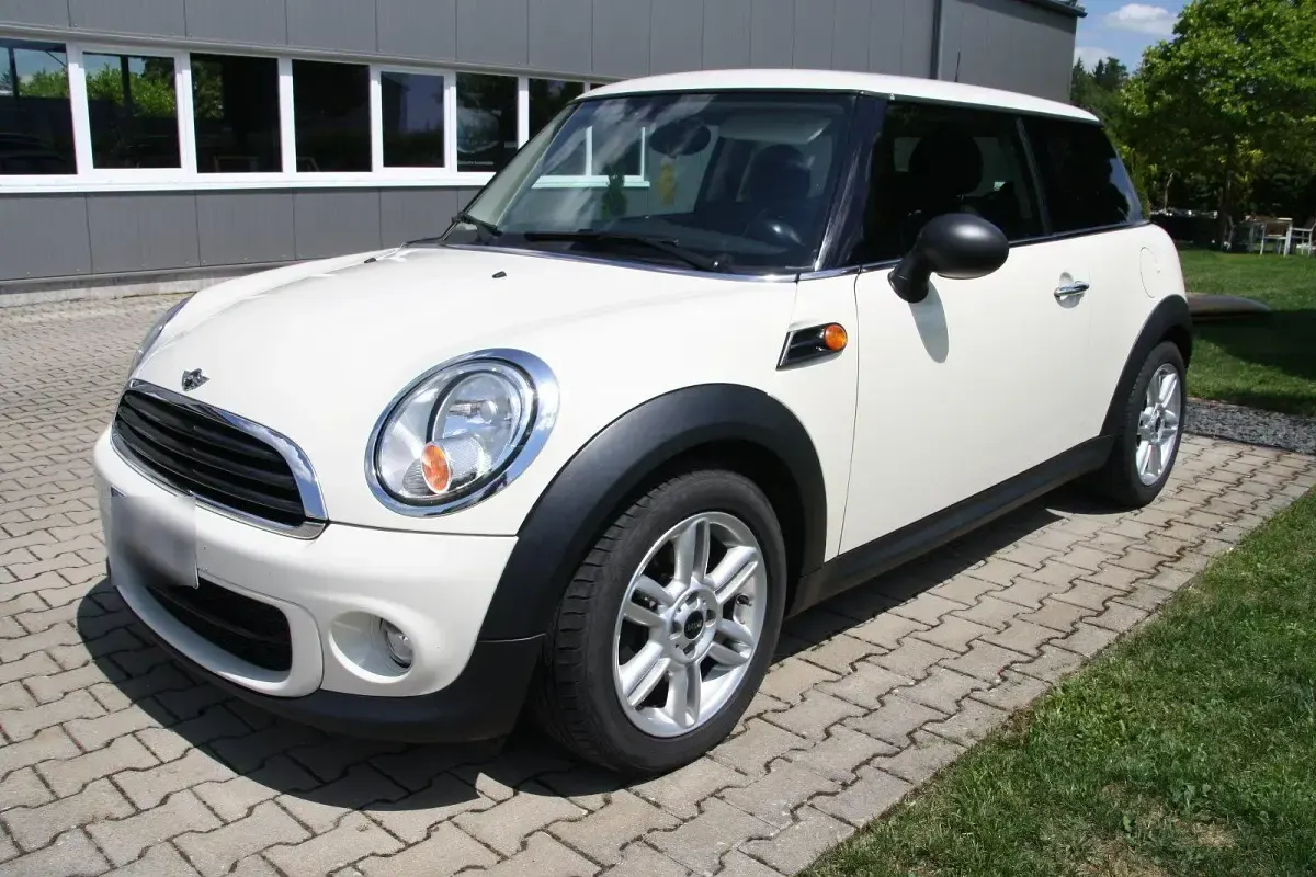 Gebraucht Mini One D 66 PS (48 kW) 2012 Beige Kleinwagen