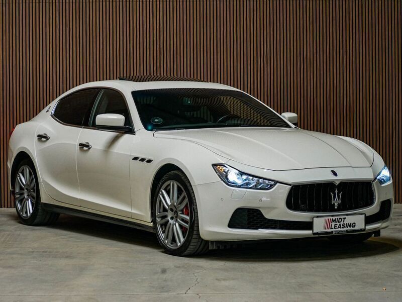 Weiß Gebraucht 2015 Maserati Ghibli Coupé | 23.919 € (Superpreis) - Bild 1/4