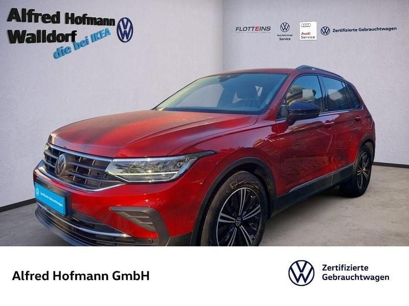 Gebraucht VW Tiguan Active 150 PS (110 kW) 2023 Rot SUV