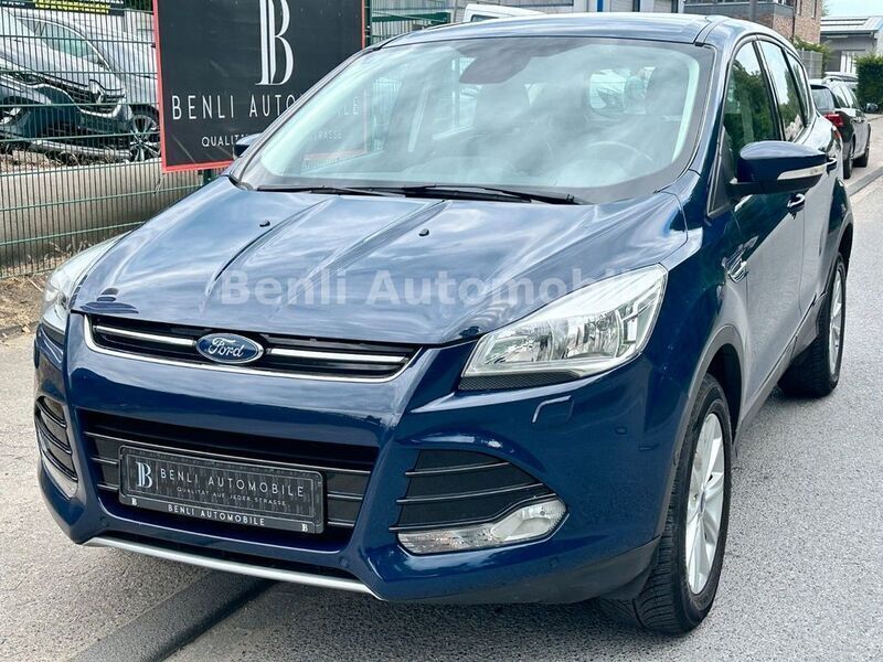Blau Gebraucht 2016 Ford Kuga Titanium SUV | 12.790 € (Fairer Preis) - Bild 1/4