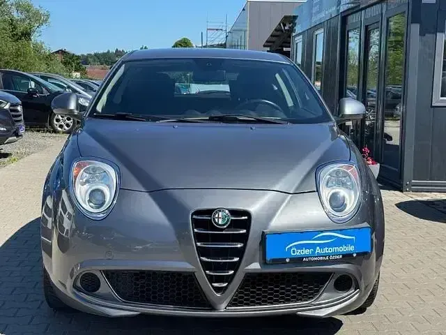 Gebraucht Alfa Romeo MiTo Turismo 110 PS (80 kW) 2009 Grau Kleinwagen