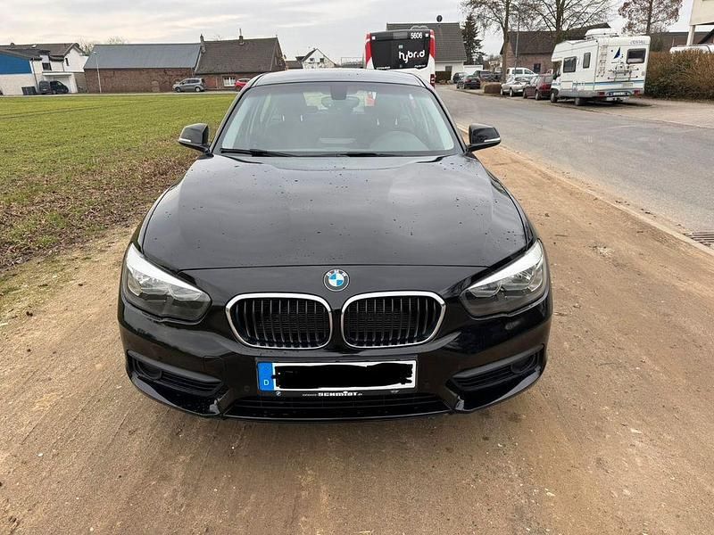 Gebraucht BMW 116 116 PS (85 kW) 2019 Schwarz Kleinwagen