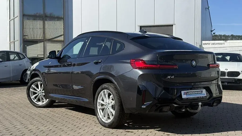 Gebraucht BMW X4 M Sport 190 PS (139 kW) 2023 Grau SUV