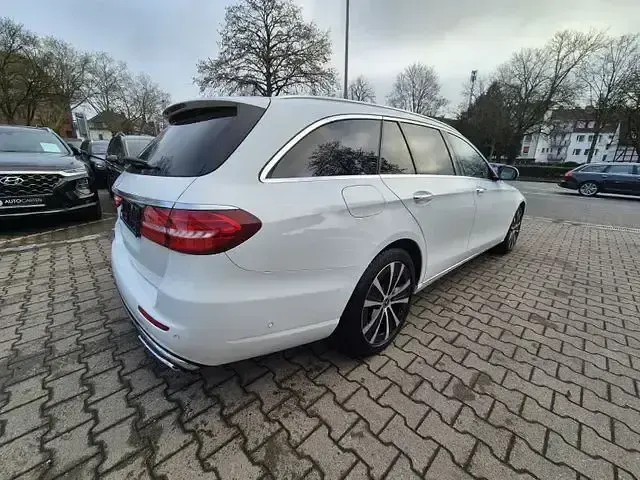 Second-hand Mercedes E400 340 CP (250 kW) 2019 Alb Break