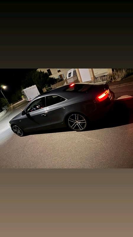 Gebraucht Audi A5 190 PS (139 kW) 2009 Silber Coupé