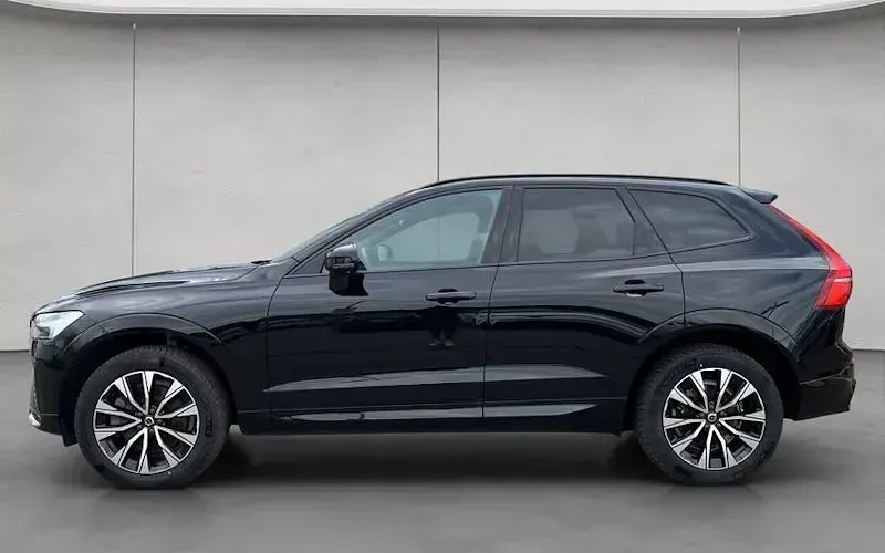 Gebraucht Volvo XC60 Plus 197 PS (144 kW) 2024 Schwarz SUV
