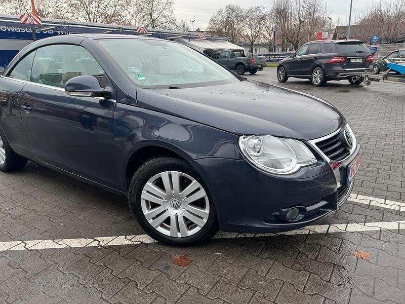 Gebraucht VW Eos 150 PS (110 kW) 2006 Blau Cabrio