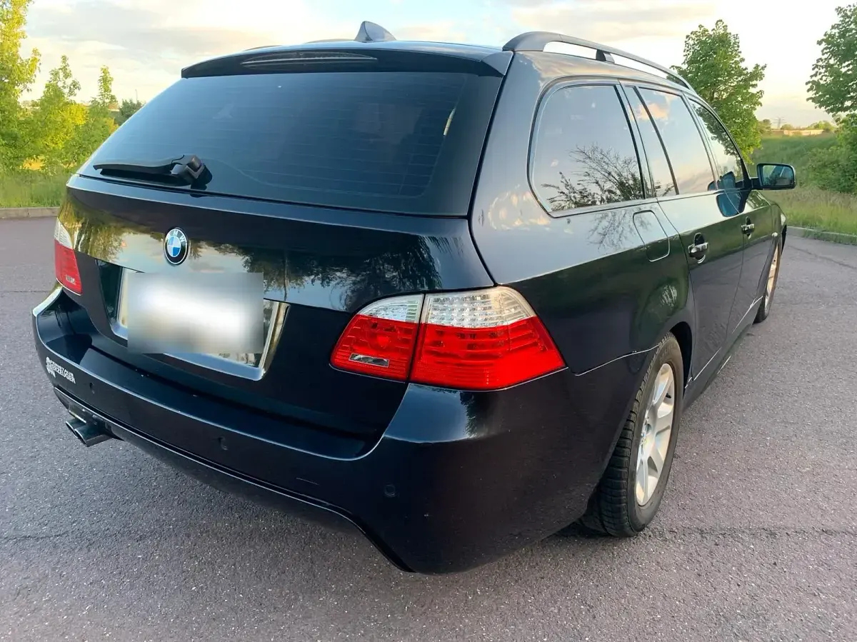 Gebraucht BMW 530 Shadowline 235 PS (172 kW) 2008 Schwarz Kombi