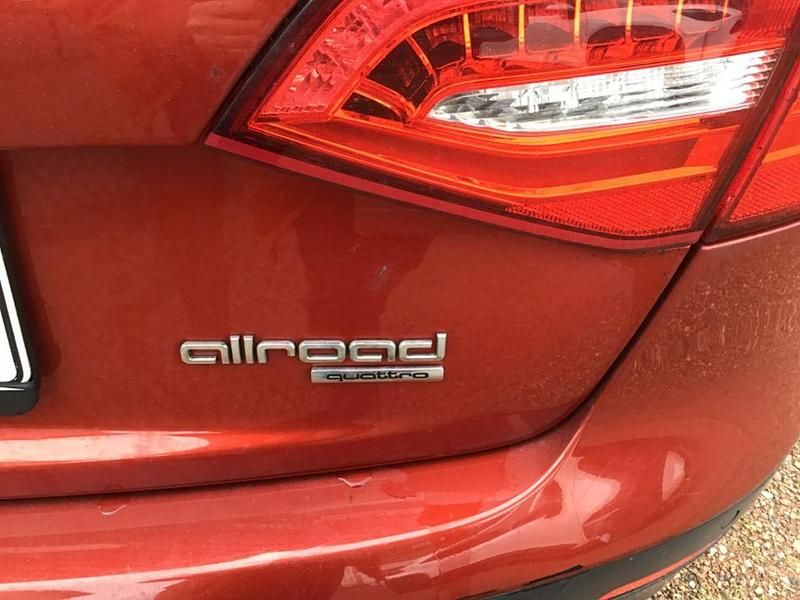 Gebraucht Audi A4 Allroad Sport 177 PS (130 kW) 2014 Rot Kombi