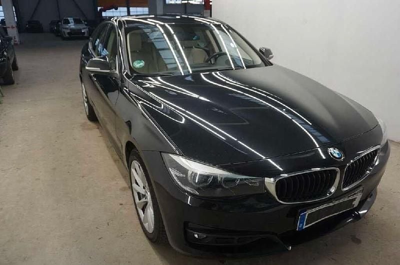 Schwarz Gebraucht 2019 BMW 320 Gran Turismo Limousine | 23.990 € (Etwas zu teuer) - Bild 1/4