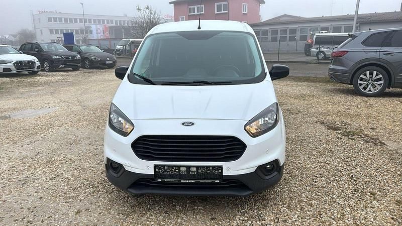 Gebraucht Ford Transit Trend 101 PS (74 kW) 2021 Weiß Van / Kleinbus