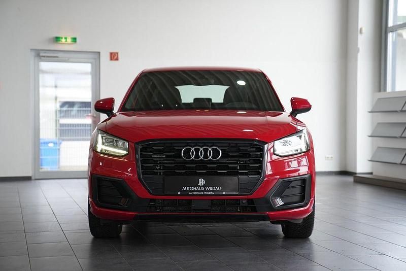 Gebraucht Audi Q2 S-Line 190 PS (139 kW) 2019 Tangorot SUV