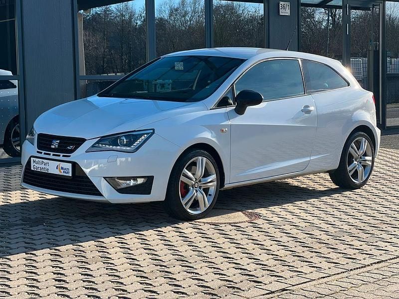 Weiß Gebraucht 2016 Cupra Ibiza Coupé | 13.299 € (Fairer Preis) - Bild 1/4