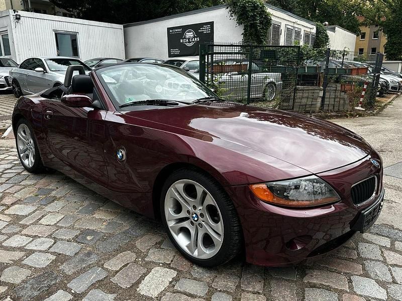 Rot Gebraucht 2003 BMW Z4 Cabrio | 6.900 € (Superpreis) - Bild 1/4