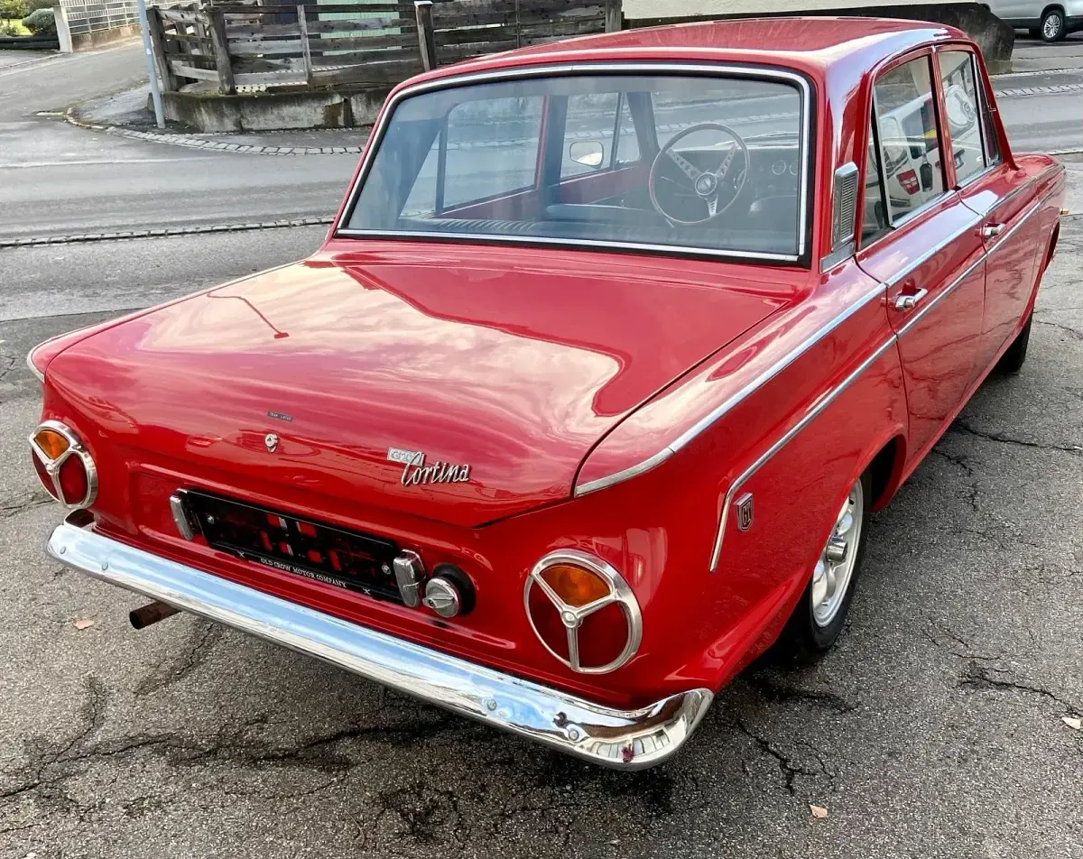 Gebraucht Ford Cortina 79 PS (58 kW) 1965 Rot Limousine