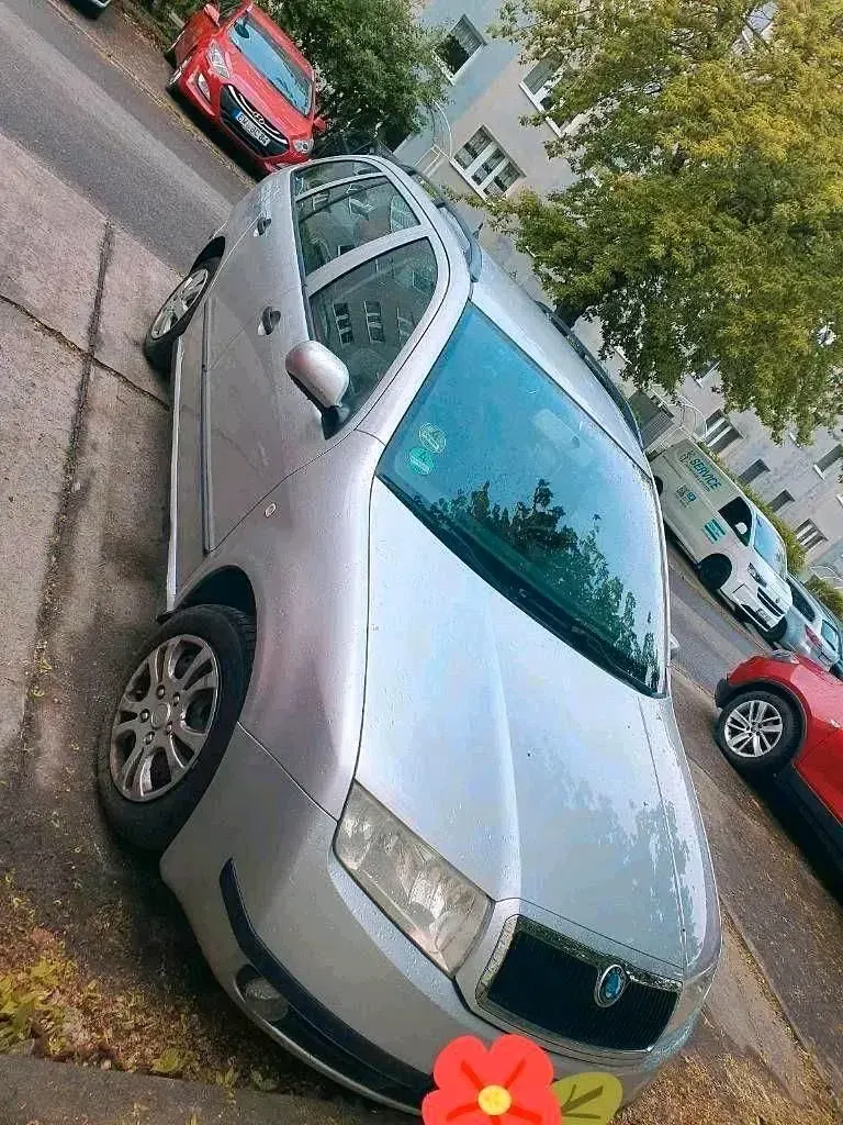 Gebraucht Skoda Fabia 75 PS (55 kW) 2004 Silber Limousine