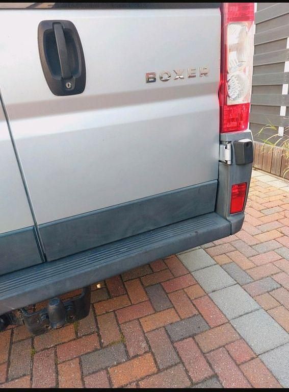 Gebraucht Peugeot Boxer 120 PS (88 kW) 2010 Silber Van
