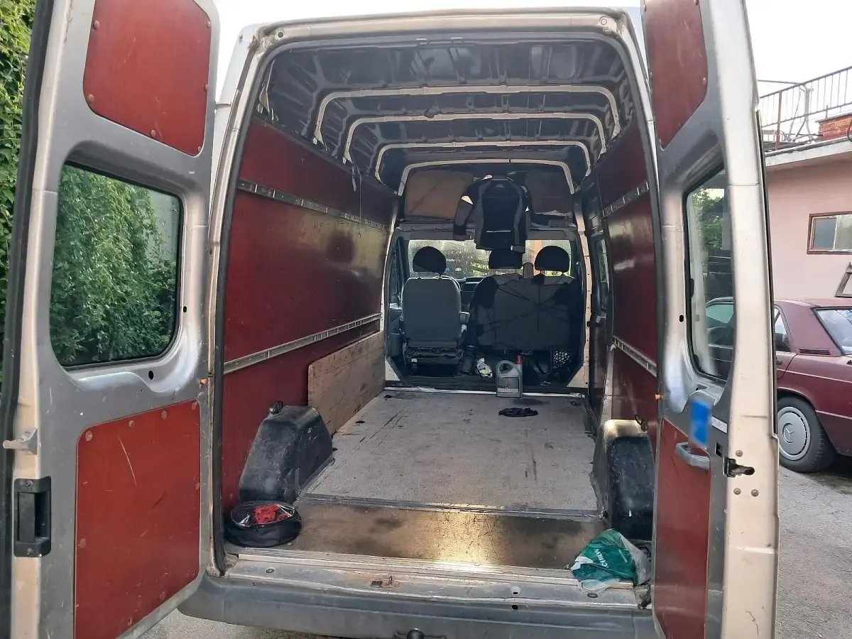 Gebraucht Ford Transit 110 PS (80 kW) 2007 Grau Van / Kleinbus