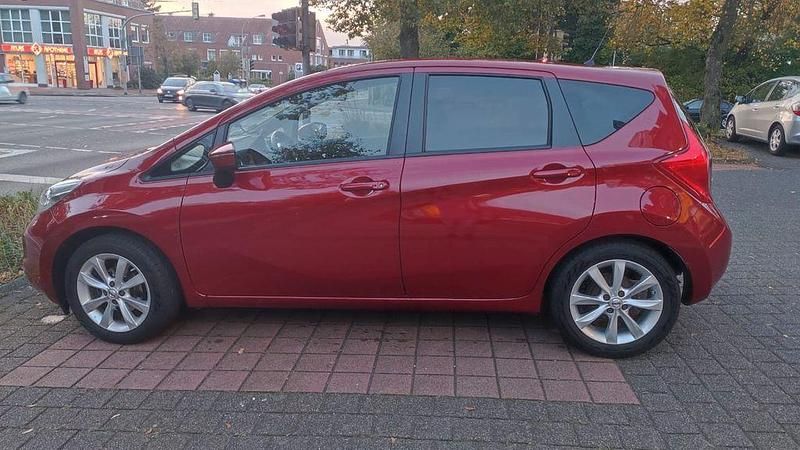 Second-hand Nissan Note Acenta 98 CP (72 kW) 2016 Roșu Hatchback