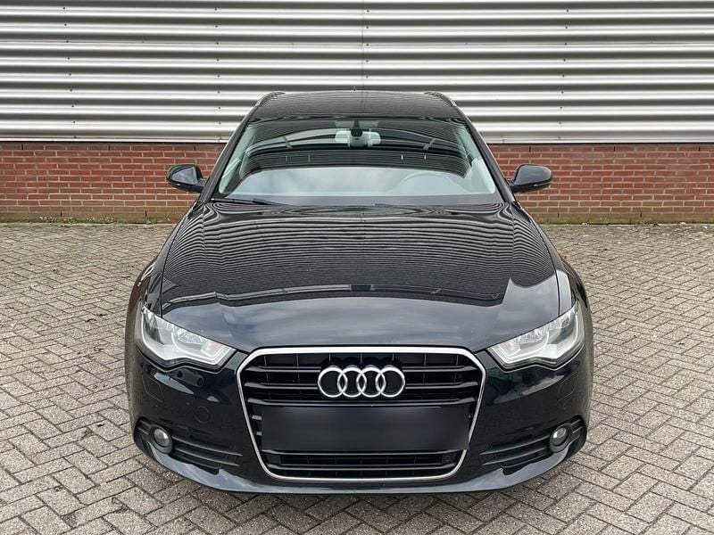 Gebraucht Audi A6 Comfort 200 PS (147 kW) 2013 Schwarz Kombi