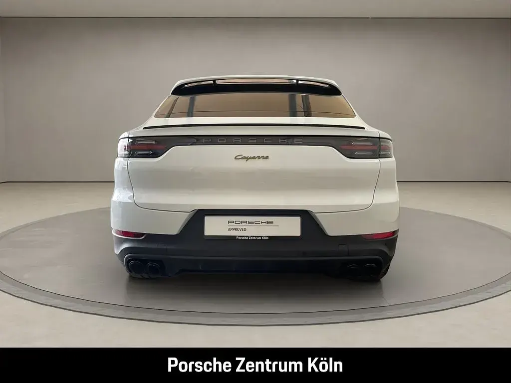 Gebraucht Porsche Cayenne E-Hybrid Coupe Platinum Edition 462 PS (339 kW) 2023 Weiß SUV