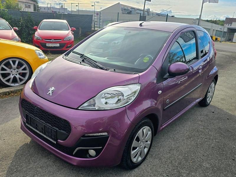 Gebraucht Peugeot 107 Envy 68 PS (50 kW) 2012 Violett Kleinwagen