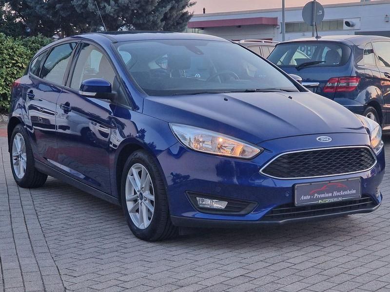 Gebraucht Ford Focus Business Edition 150 PS (110 kW) 2016 Blau Limousine