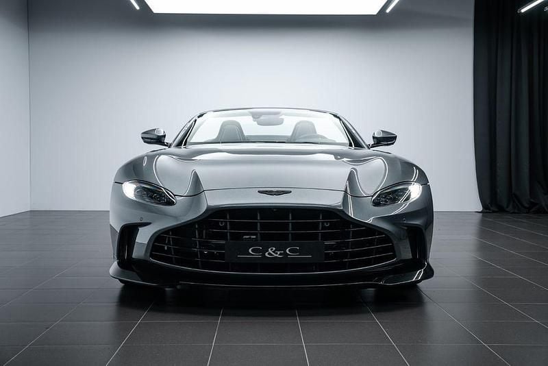 Gebraucht Aston Martin V12 Vantage 700 PS (514 kW) 2023 Grau Cabrio