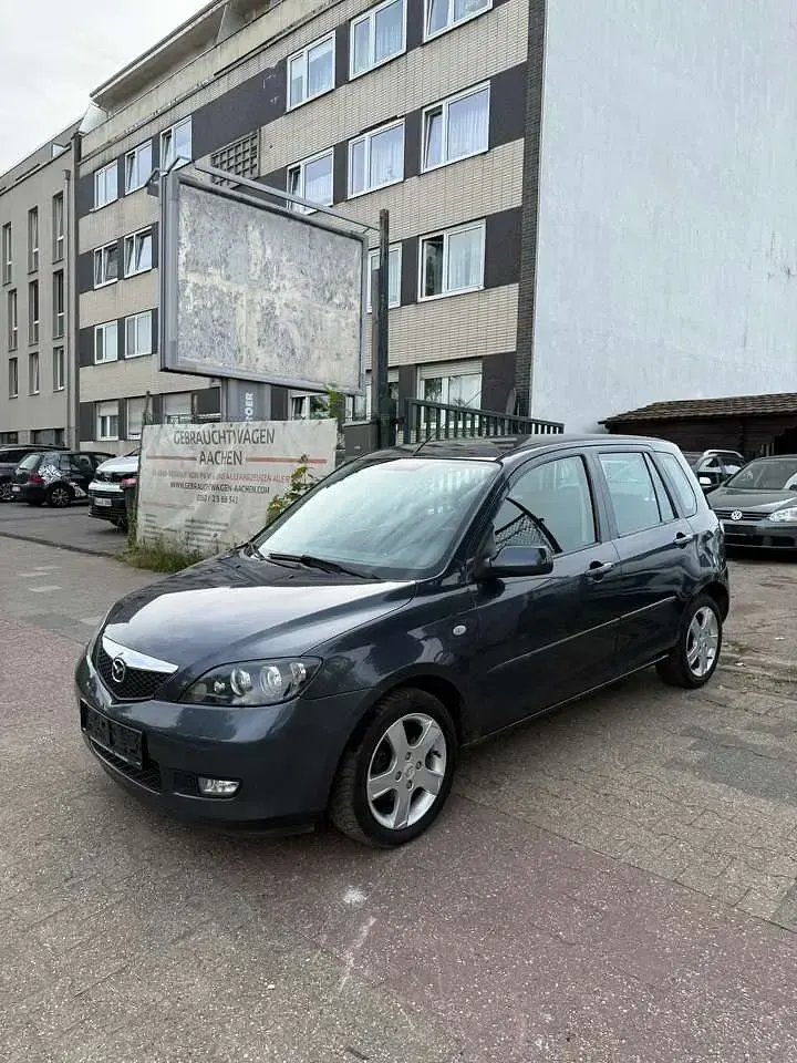 Gebraucht Mazda 2 80 PS (58 kW) 2006 Amarograu metallic Kleinwagen