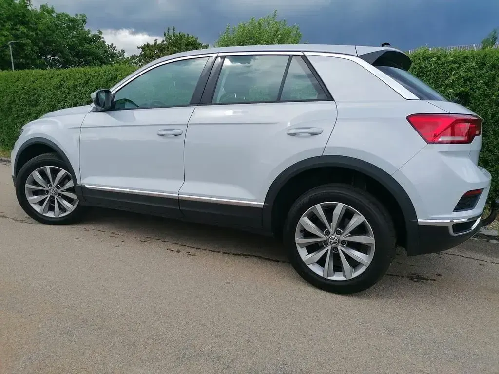 Second-hand VW T-Roc Style 116 CP (85 kW) 2018 Alb SUV