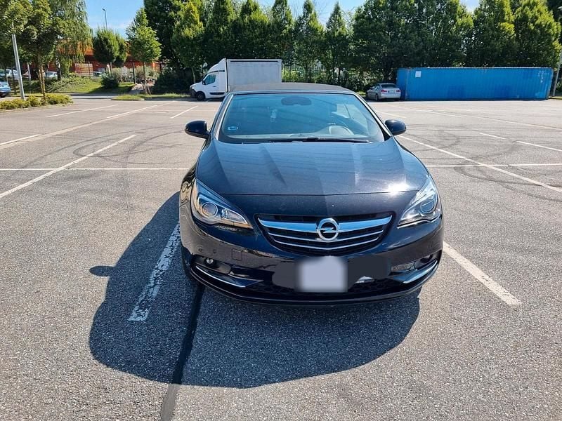 Gebraucht Opel Cascada Innovation 170 PS (125 kW) 2017 Schwarz Cabrio
