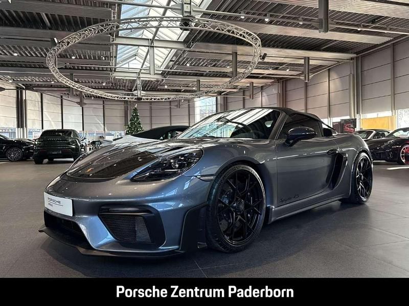 Grau Gebraucht 2024 Porsche 718 Spyder Cabrio | 161.890 € (Fairer Preis) - Bild 1/4