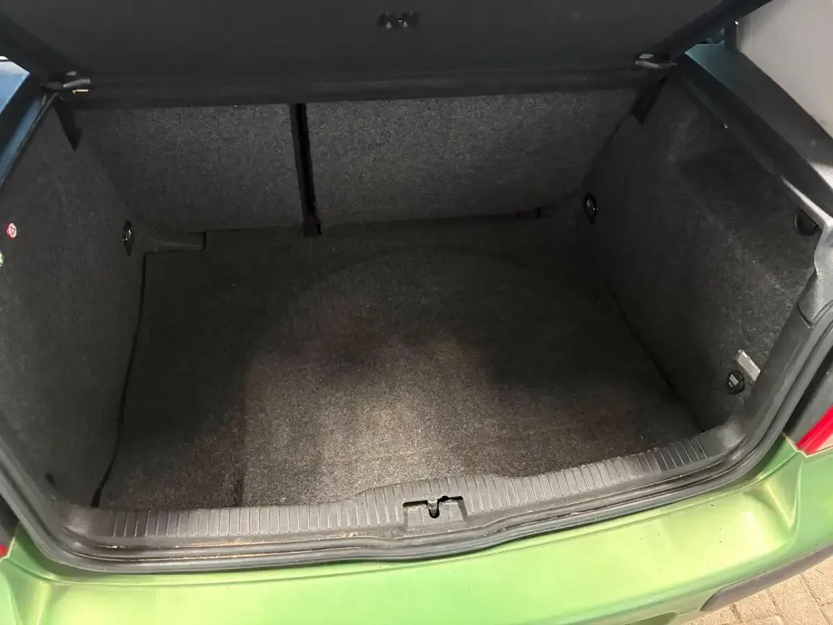Gebraucht VW Golf IV 115 PS (84 kW) 2000 Grün Limousine